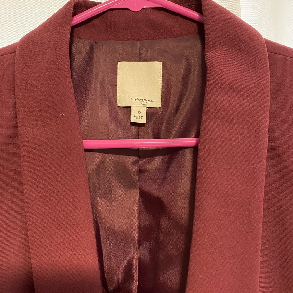 Halogen maroon color blazer in size 10